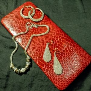 Red Purse & Crystal Jewelry💍